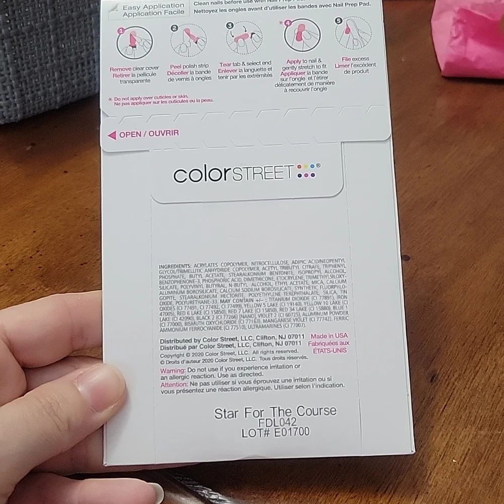 Color street - Picture 2 of 2